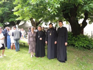 10385041_561820033928021_1889704358_n